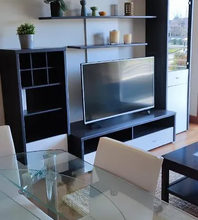 Acogedor Con Terraza En *