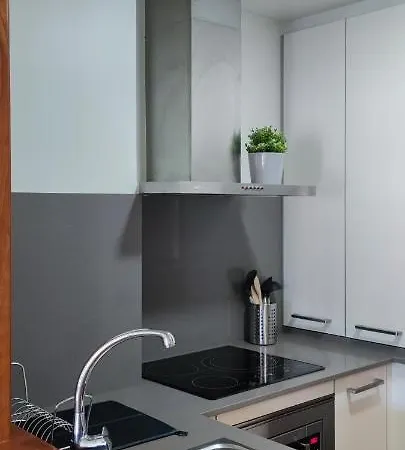 Acogedor Con Terraza En *