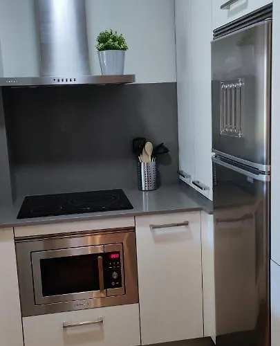 Acogedor Con Terraza En *