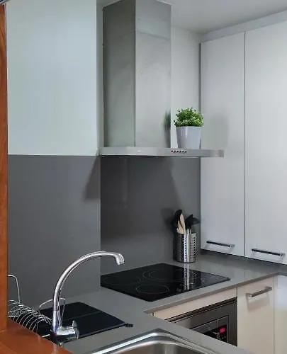 Acogedor Con Terraza En *